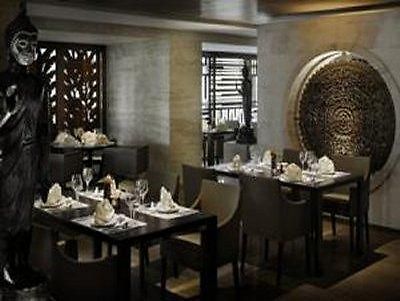 Radisson Royal Hotel Dubai Exterior photo